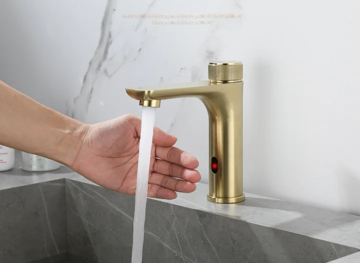 # حنفية حمام ذكية حديثة مزودة  - مراجعة Home Gym Gold وسعره