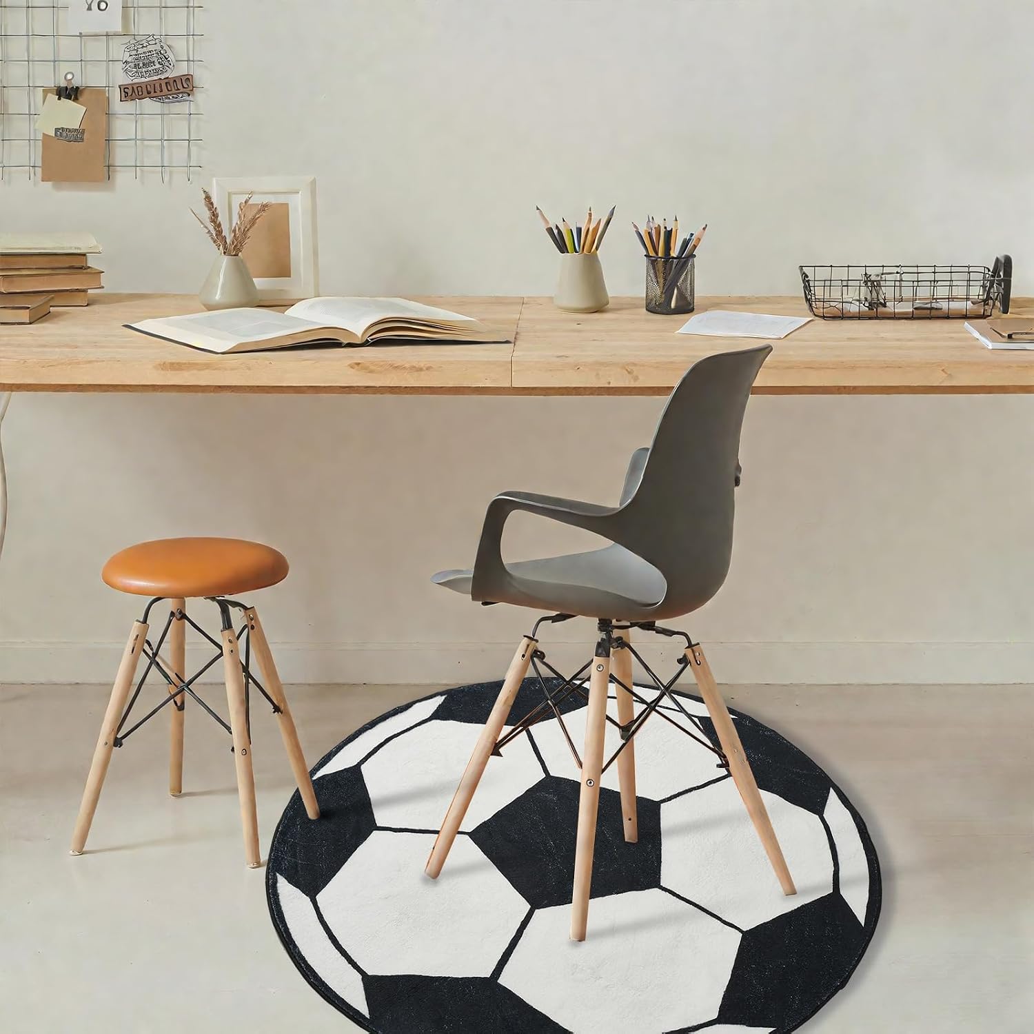 سجادة دائرية ناعمة بتصميم كرة  - مراجعة Home Gym For Kids وسعره